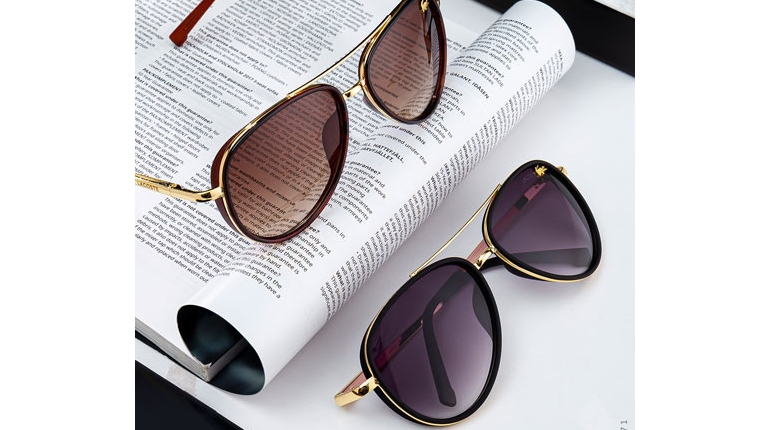 عینک آفتابی Lacoste مدل 14471