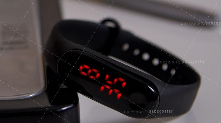 ساعت دستبندی LED مدل Segment